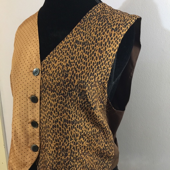 Limited 💯% Silk Vest Leopard print Sz Med Large Vintage Adjustable - Picture 3 of 10